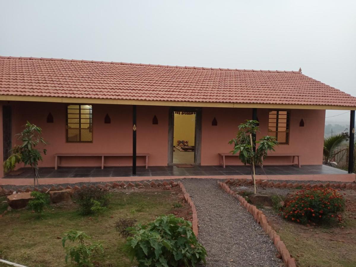 Mohole Wada, Ramshej Fort, Nashik Exteriör bild